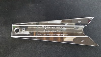 Natürliche hintere Feder Schneideschablone - Pfeilherstellung. Fleching. Bogenschießen
