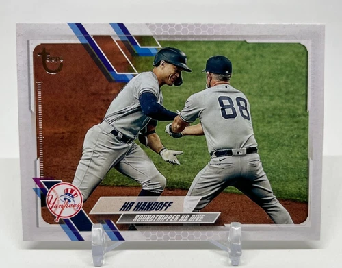 2021 Topps Series 2 Yankees Checklist HR Handoff  #646 Vintage Stock /99