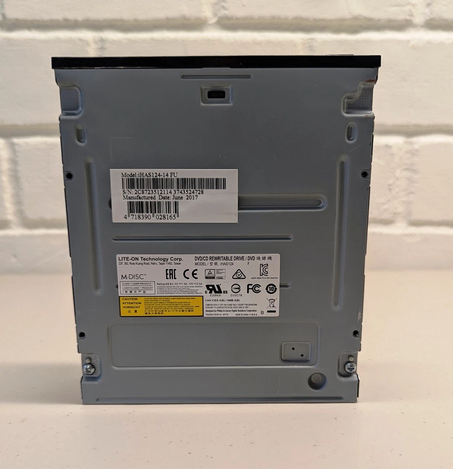 Lite-On IHAS124-14 24X SATA Internal DVD+/- RW Optical Drive W/ Cable & Screws - Image 3 of 4