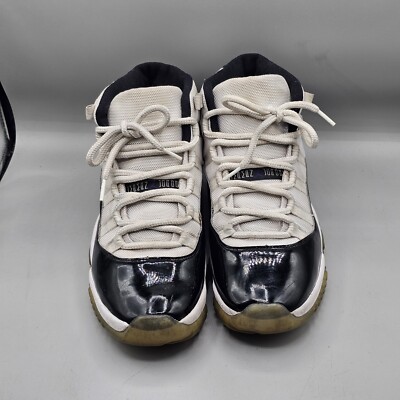 AIR JORDAN XI 11 RETRO 2018 USED SIZE 10 CONCORD WHITE BLACK