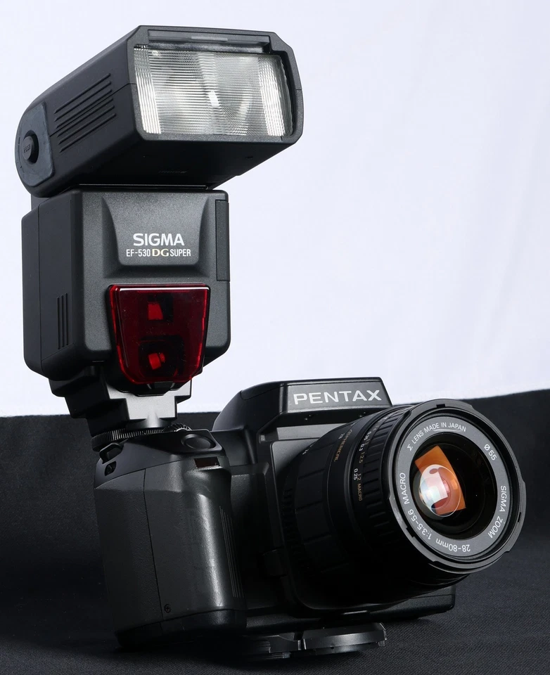 Pentax SF7 QD 35mm Film AF SLR + Sigma AF 28-80mm Asph Lens & EF-530DG Super Kit - Image 3 of 4