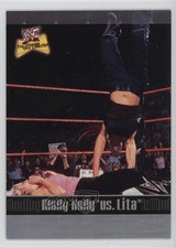 2001 Fleer WWF The Ultimate Divas Collection In Ring Molly Holly vs Lita #84 0qn