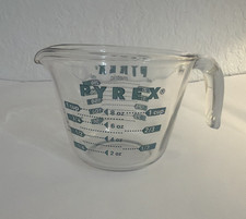 Vintage Pyrex 1 Cup Glass Measuring Cup Teal Green Lettering 8 oz
