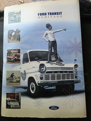 Ford Transit Heritage Werbepaket im Ordner