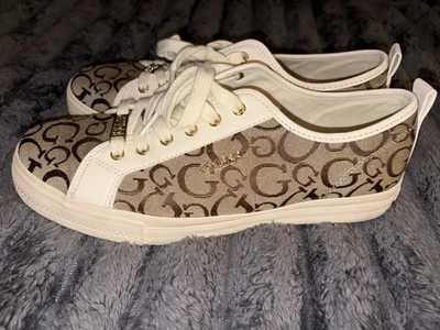 Zapatillas Guess Pritie Mujer - Cordones - Suela Retro - Diamantes Imitación