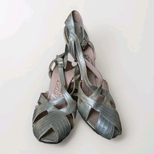 Vintage Glamour Gude s Los Angeles Sandals Silver Metallic Sz 35 Newton Elkin