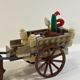 LEGO The Lord of the Rings: Gandalf Arrives (9469) Complete No Box Cracked Torso