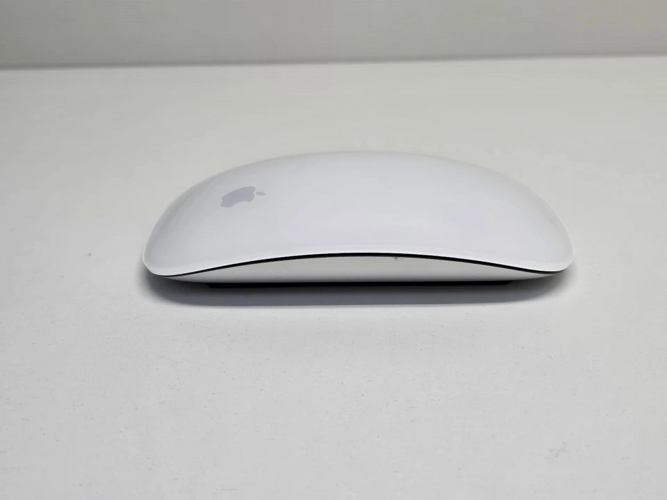 Apple A1296 Magic Mouse - Weiß (1. Generation), gebraucht, geprüft ⚡BLITZBEREIT⚡ - Bild 2 von 4