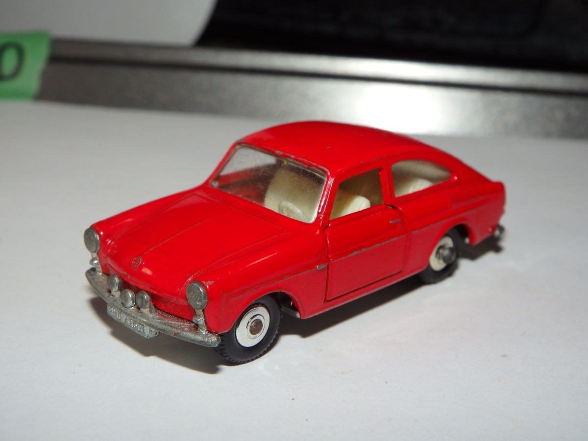 Vintage 1967 Matchbox Lesney Red No. 67 Volkswagen 1600 TL Loose
