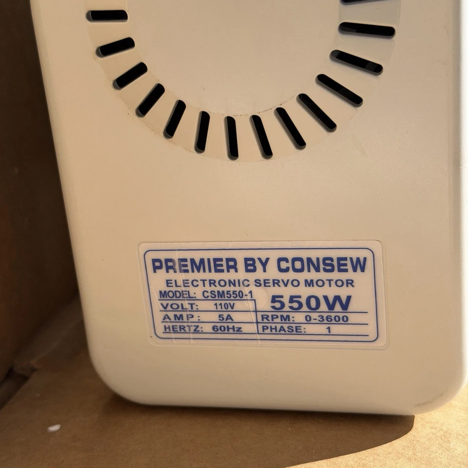 Servomotor electrónico CSM550-1 550W 110V para máquina de coser industrial Foto 3 de 4