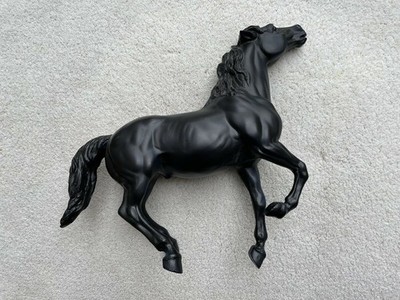 Retired Breyer Horse #1162 Bucephalus Alexander the Great s Semi-Rearing Mustang