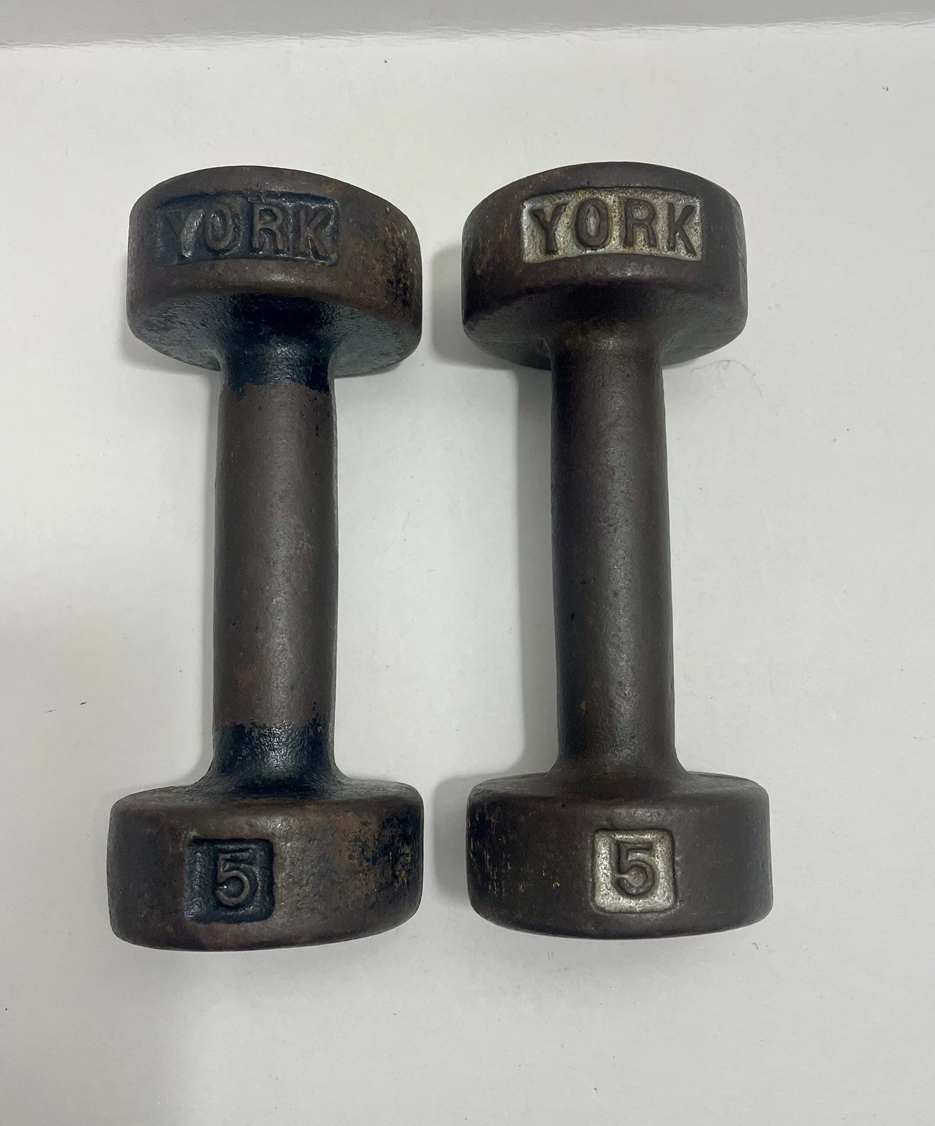 Pair York Barbell Vintage 5 Lb Pound Roundhead Dumbbells Early Pre-USA Version