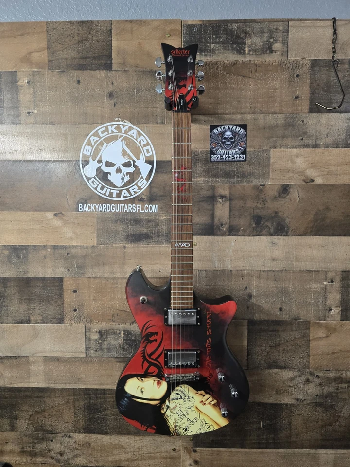 Gráfico muito raro 1 de 25 Schecter Black & Red Tempest personalizado 2007 Avad Girl - Imagem 2 de 4