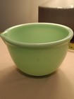 Vintage Jadeite Stand Mixer Bowl Pour Spout Deep Green Uranium Glow Quart Size — photo 1