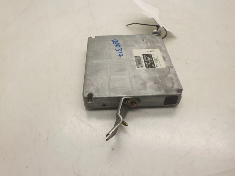 Toyota Sienna 2004 motor módulo de control electrónico montaje ECM Foto 4 de 4