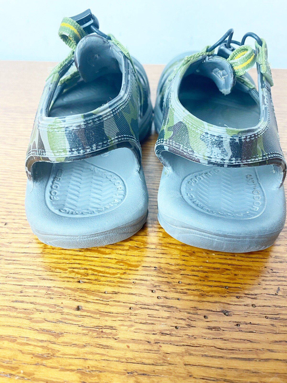 Sandali mimetici verdi Keen giovani grandi bambini ragazzi taglia US 1 scarpe da acqua antiscivolo