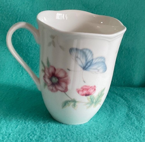 LENOX BUTTERFLY MEADOW SWALLOW TAIL 8oz 4 1/4” TEA / COFFEE MUG ~NEW~ - Picture 2 of 5