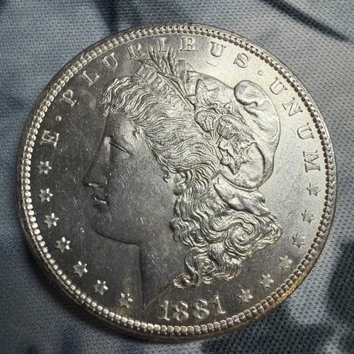1881 S MORGAN SILVER DOLLAR! BEAUTIFUL Uncirculated Coin! WOW!