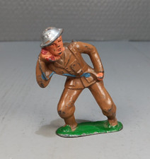 barclay manoil toy soldier 782 1930  s WW1 Soldier On A Field Radio