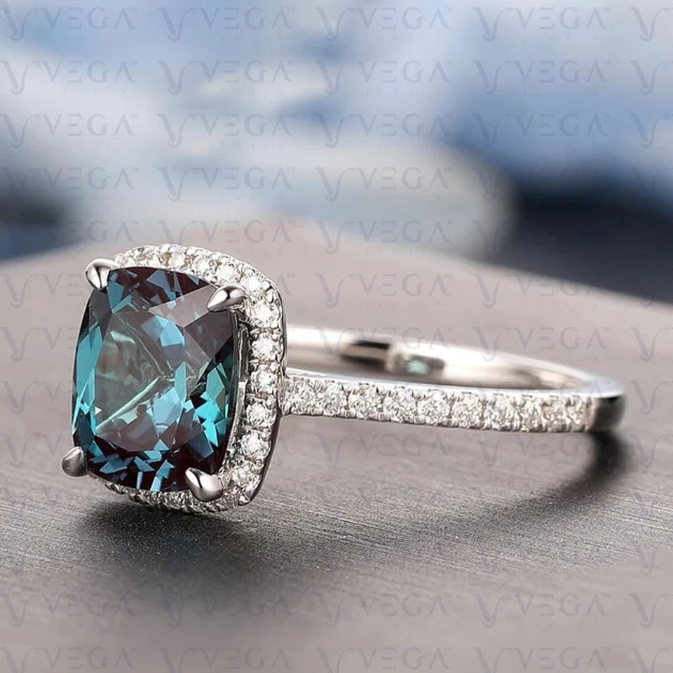 4.70Crt Cushion Cut Natural Topaz and Diamond Wedding Ring 18K White Gold Plated - Image 2 of 4