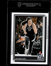 2025 Donruss WNBA #36 Megan Gustafson