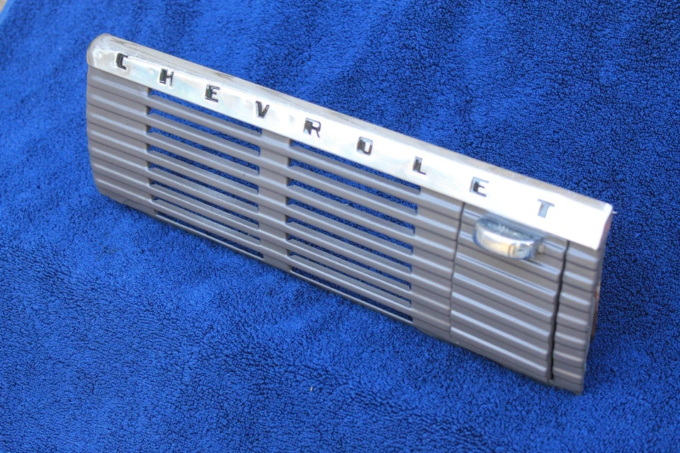 1947-1953 Chevy Truck Speaker Grille Ashtray Assembly Accessory Advanced Design Foto 3 de 4