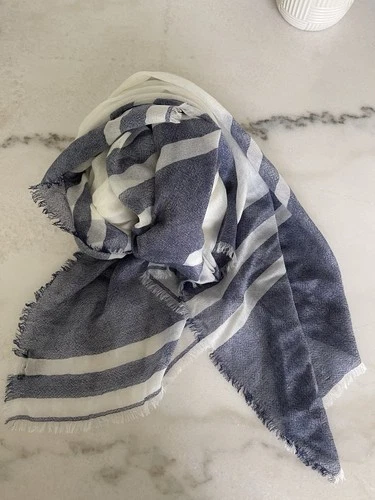 J.McLaughlin Del Mar Wool/Cashmere Large Scarf