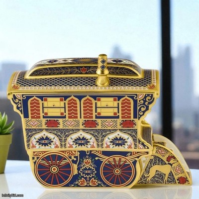 Royal Crown Derby Old Imari Solid Gold Band Vardo Wagon