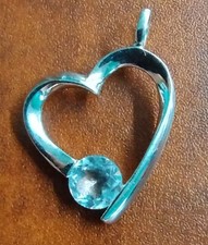 925 STERLING SILVER CUBIC ZIRCONIA OPEN HEART PENDANT 28X19MM  2.4G