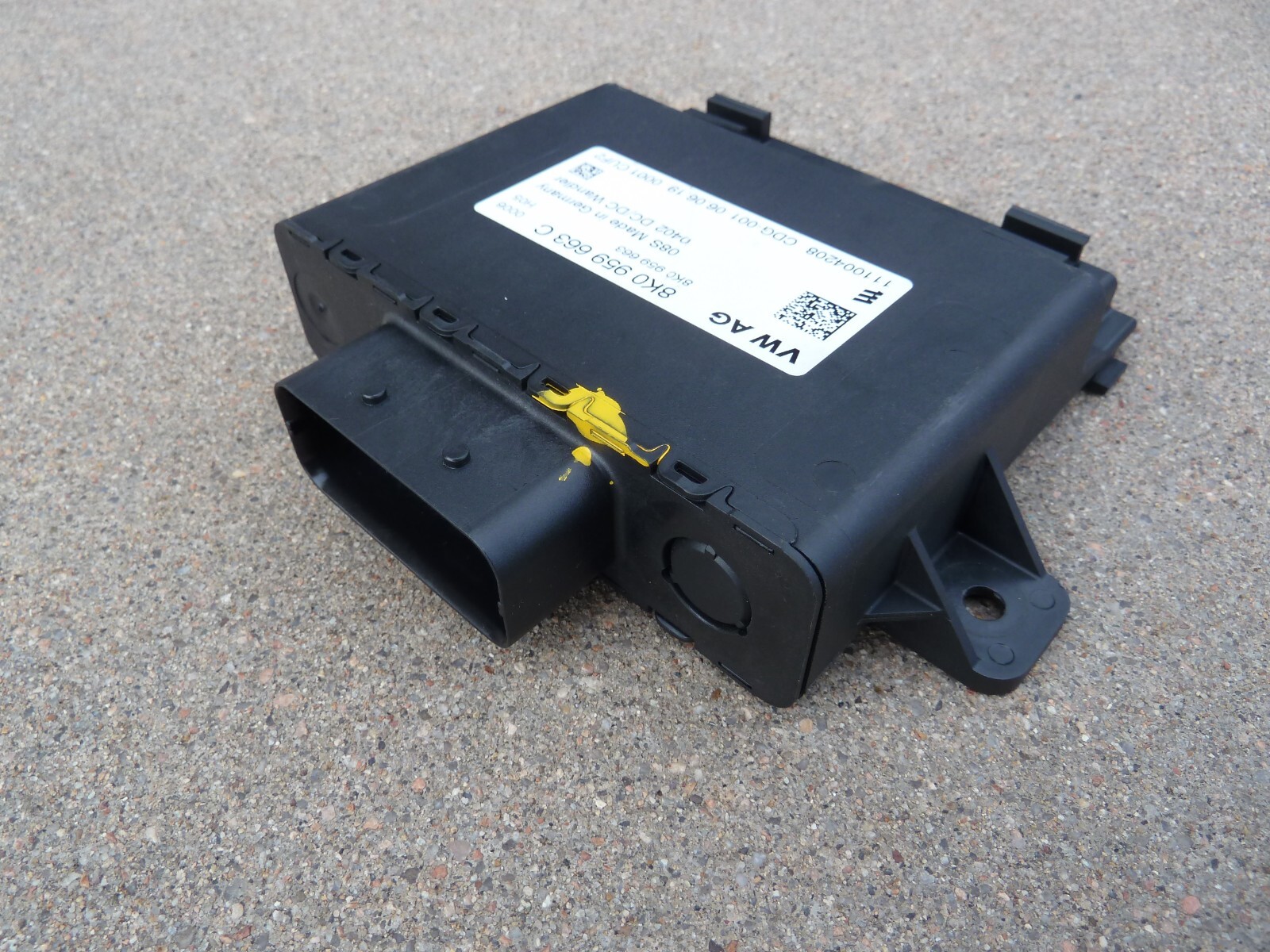 Lamborghini Huracan Chassis Voltage Stabilizer Control Module ECU A8 D4