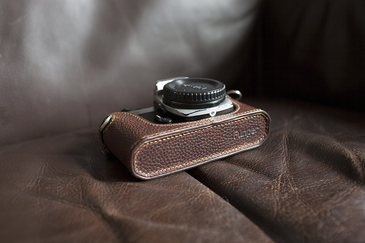 NIKON FM2 レザーケース　Funper Funper Nikon FM2 FM3a FE2 FM FA FE Half Leather Case