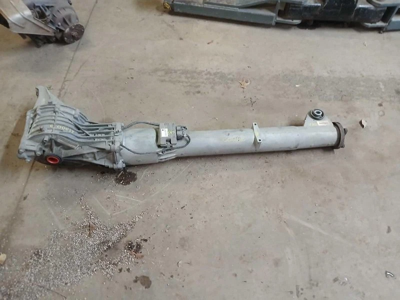 2009-2017 Chevy Traverse GMC Acadia Rear Axle Differential Carrier Assembly OEM - Image 2 of 3