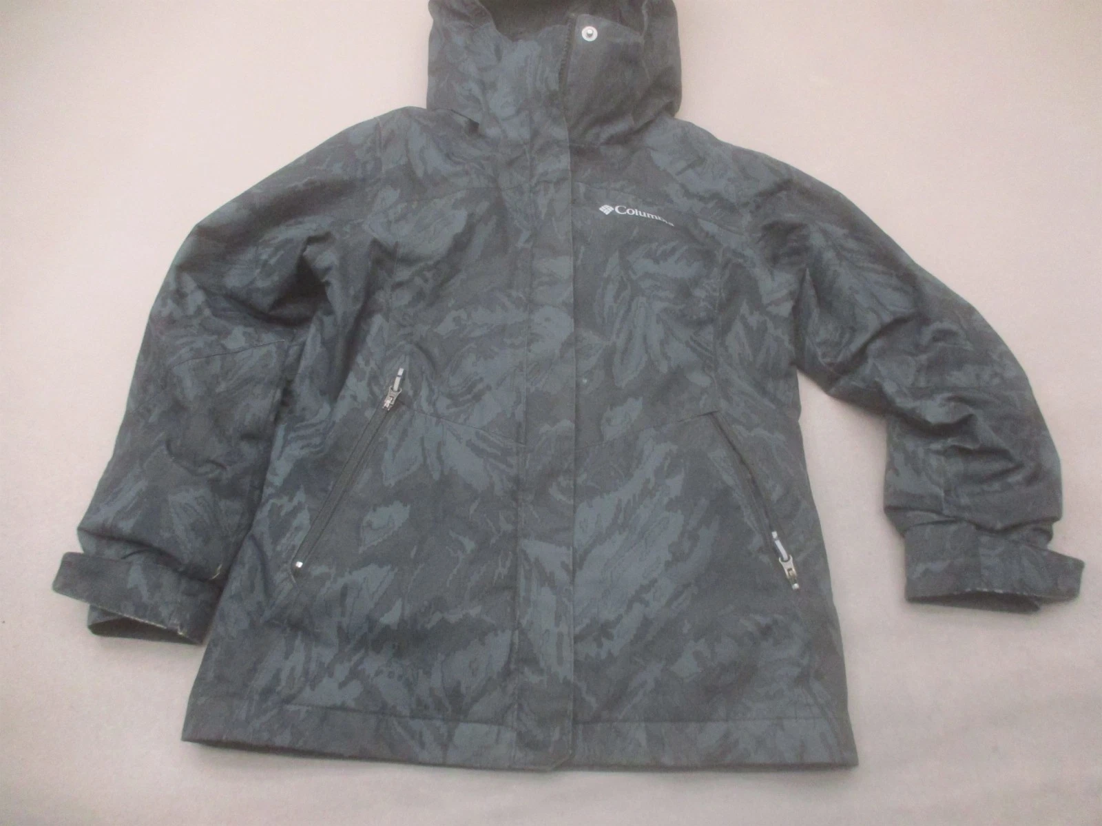 Columbia Size S (7-8) Kids Gray Hooded Full Zip Outdoor Warm 3-in-1 Jacket 555
Opens in a new window