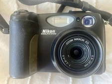 Nikon COOLPIX 5400 5.1MP Digital Camera - Black