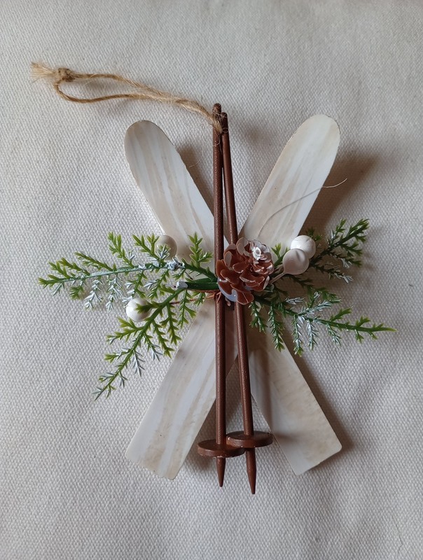 Holiday Ski Ornament