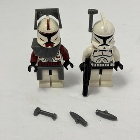 Lego Star Wars 7681 Separatist Spider Droid with Commander Fox Missing Figures