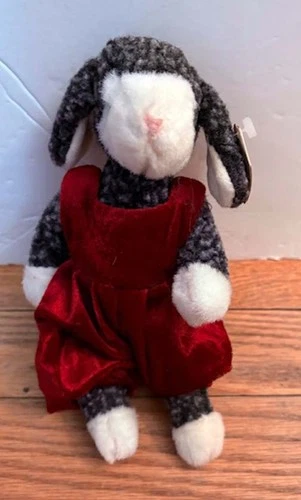 Vintage TY Collectibles Lily Black Sheep Plush Doll Stuffed Animal NWT