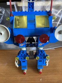 LEGO Space Galaxy Classic Space LEGOLAND Robot Command Center Set 6951 1980s