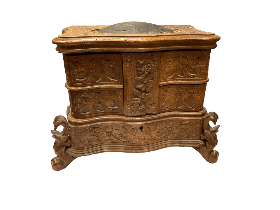 Coffret à bijoux ancien XIXe bois sculpté foret noire commode miniature - Photo 2/4