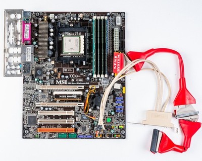 MSI K8N Neo4 SLI Platinum Socket 939 ATX Motherboard DDR PCIe x16