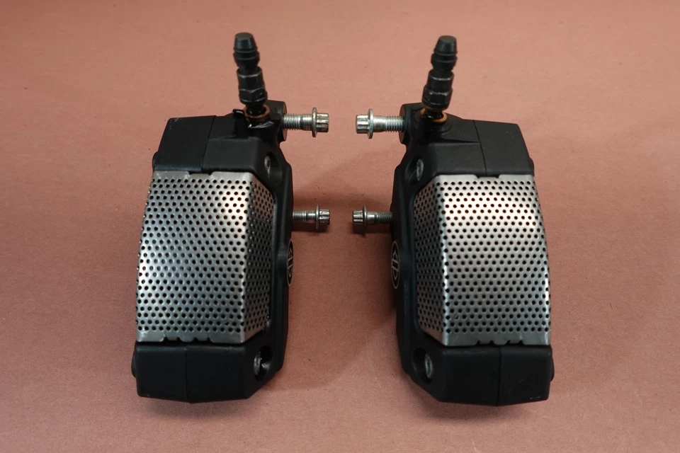 2009-2017 Harley VRSCF Muscle V-Rod pinça de freio dianteira direita esquerda - Imagem 4 de 4