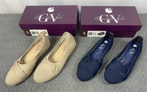 Gloria Vanderbilt Ladies Flat Navy or Tan Sizes 8.5, 9 or 10 New in Box