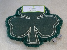 STOREHOUSE SHAMROCK PLACEMATS 4 ST. PATRICKS DAY GREEN WHITE GOLD 15 NEW