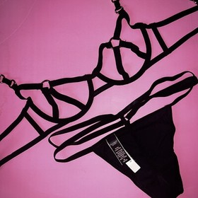 Victoria's Secret UNLINED S,M,L BRA SET+garter+M thong BLACK strappy VERY SEXY