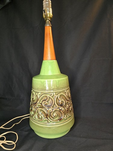 MCM Danish Style Ceramic Art Pottery Teakwood Table Lamp Green Brown Tested - Picture 3 of 14