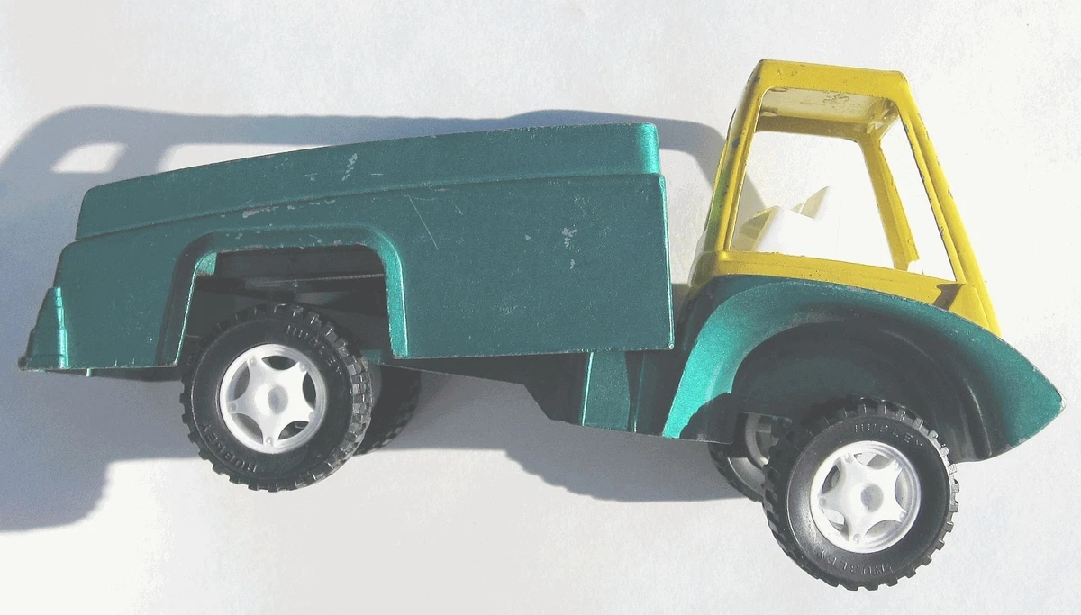 Hubley 1:43 Vintage Manufacture Diecast Cars, Trucks & Vans for