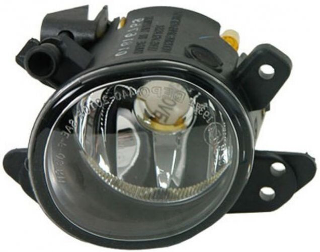 Feu antibrouillard gauche Mercedes W221 AMG et W169