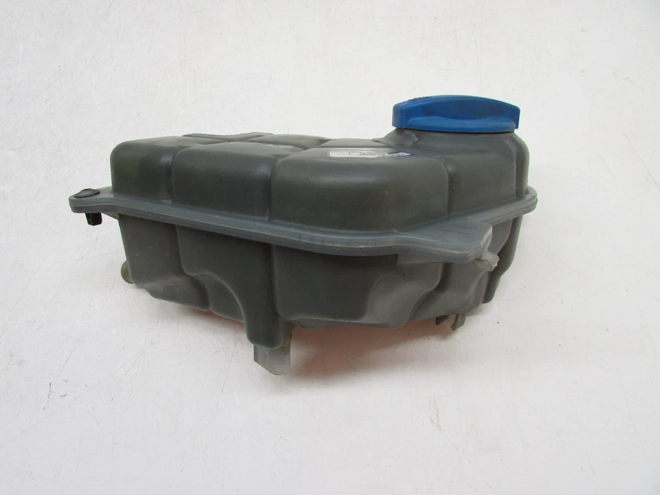 2003 AUDI A4 ОХЛАЖДАЮЩЕЙ ЖИДКОСТИ РЕЗЕРВУАР БАК 8E0 121 403 OEM 02 03 04 05 06 07 08 - Изображение 4 из 4