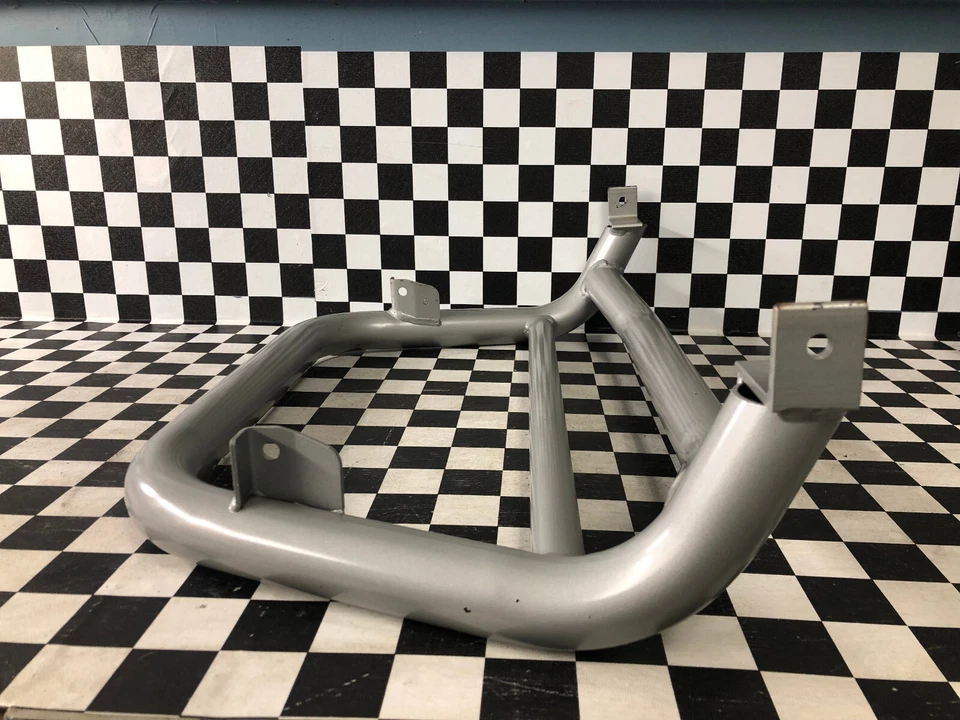 2001-2002 Can-Am Bombardier Traxter 500 Quest 650 OEM Silver Rear Bumper 01 02 - Image 3 of 4