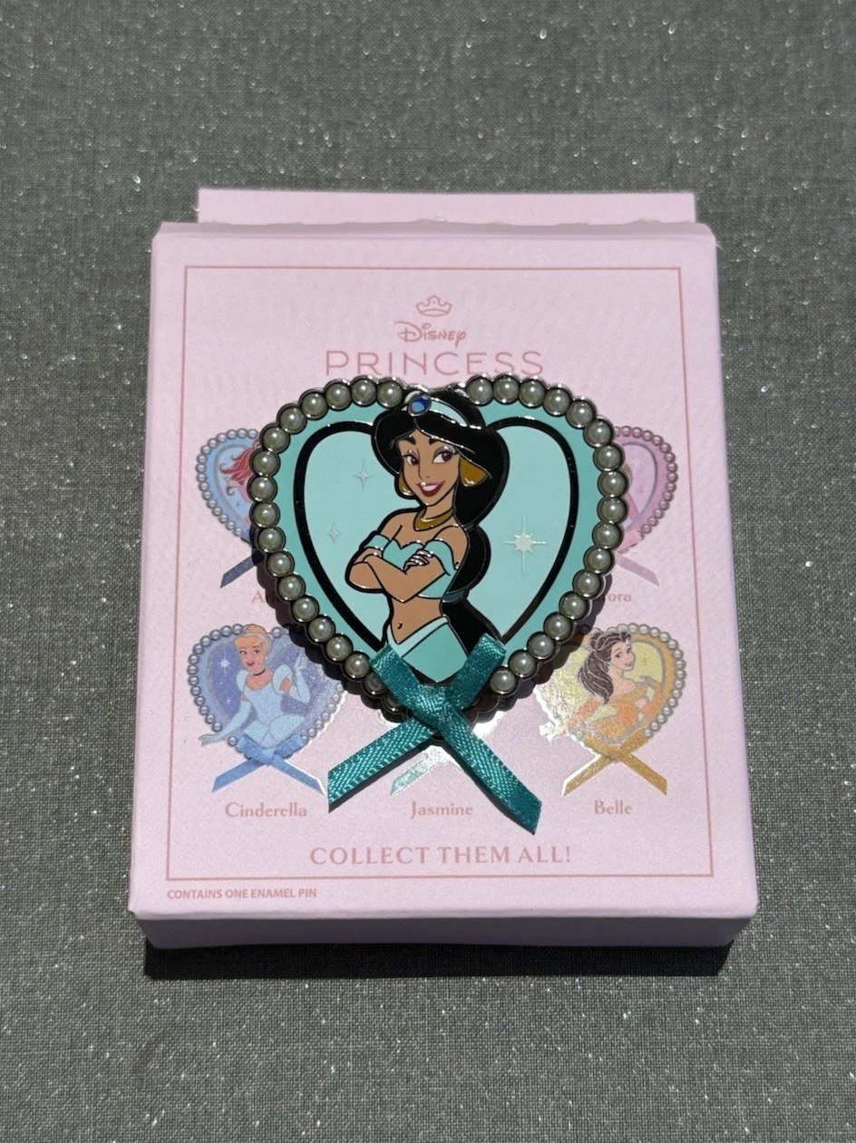 Disney Boxlunch Exclusive Loungefly Princess Heart Portraits Jasmine Mystery Pin